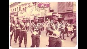 Último desfile del Instituto Tomás Herrera, noviembre 1989.